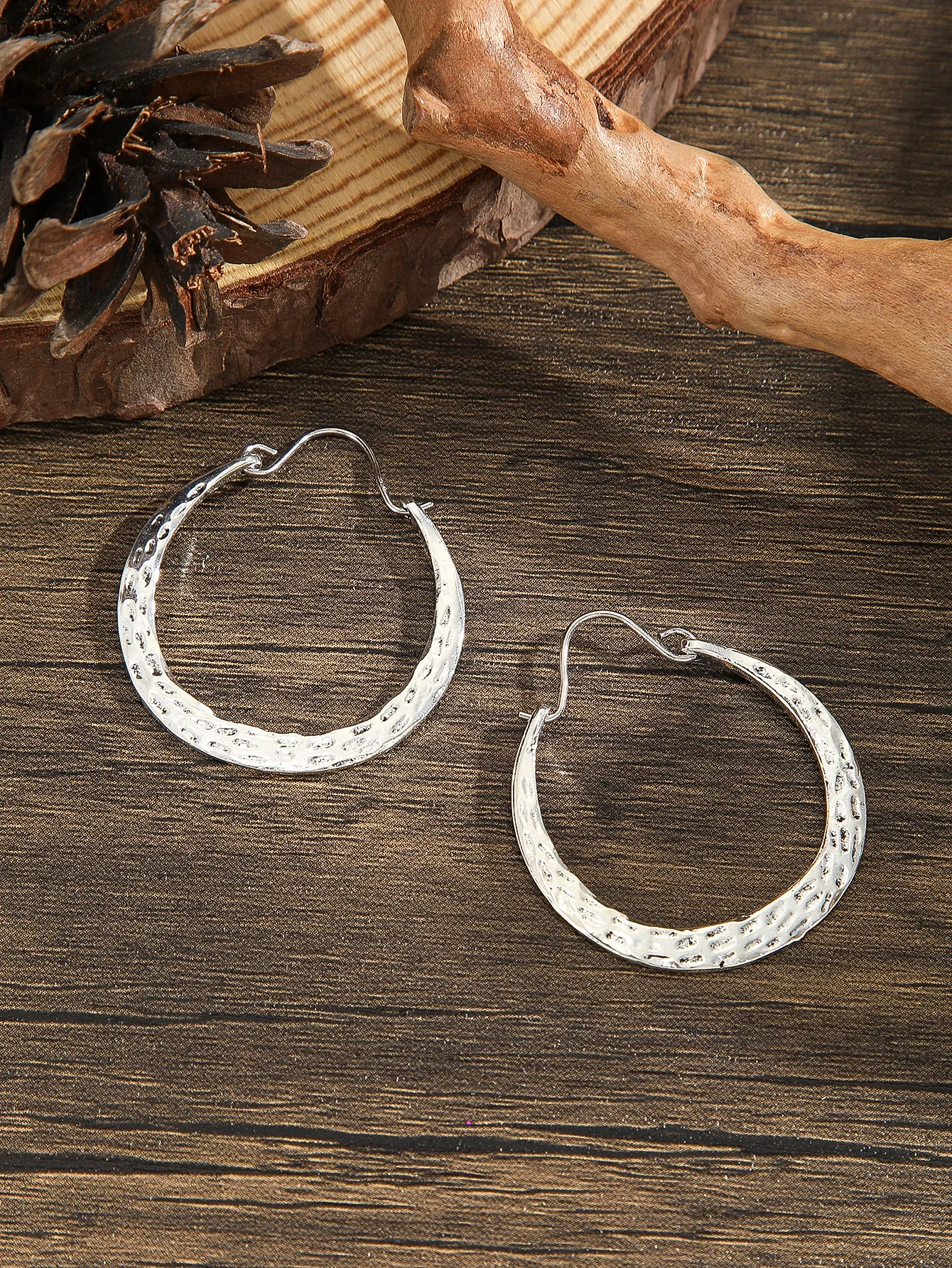 Retro Style  Large Hoop Earrings  Round Loop Earrings for Women Exaggerate Party Jewelry Gifts