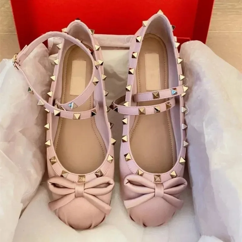 

Women Flats Shoes Spring and Autumn Shallow Round Toe Loafers Comfortable Lightweight Casual Sneakers Designer Shoes for Women