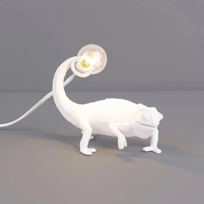 Luz de noche de lagarto de resina, lámpara de mesa de camaleón de Animal moderno, lámpara de pared Led, decoración del hogar, sala de estar nórdica, dormitorio