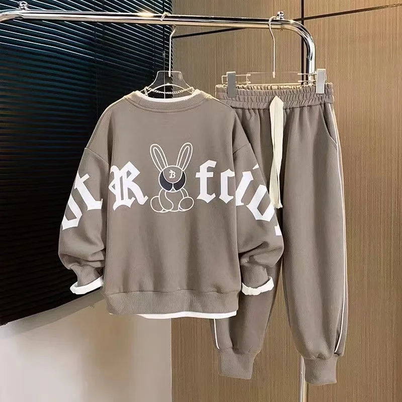 男の子と女の子の赤ちゃんのための服のセット,綿のスウェットシャツ,スポーツパンツ,2ピース,2024