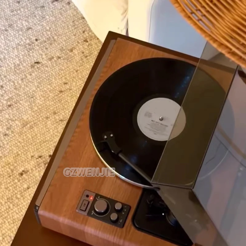 Retro Vinyl Record Player lassic Nostalgic Style Record Player 33/45 RPM urntables Gramophone Phonograph Built In Speakers
