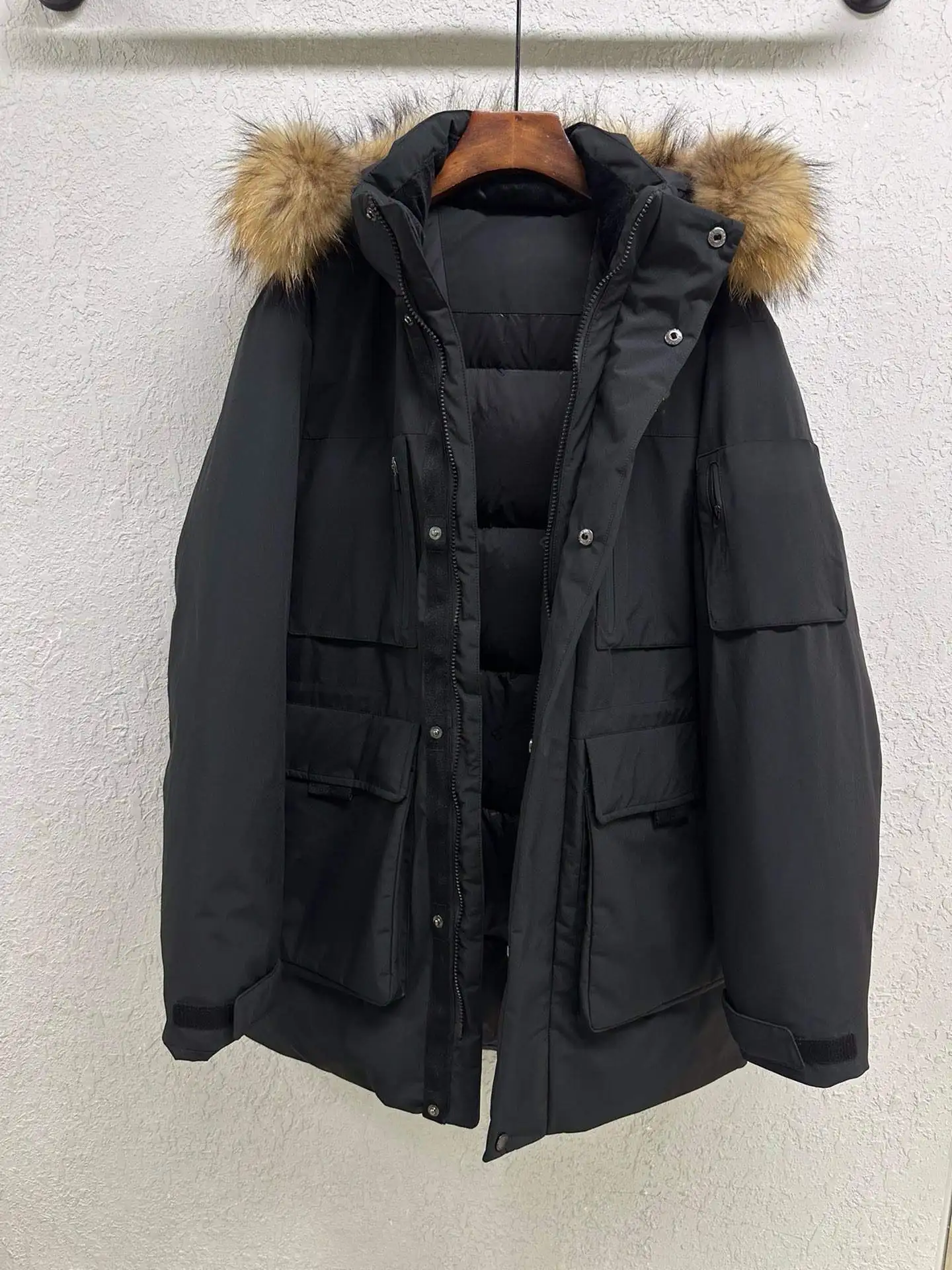 

2025 Winter Classic Hooded Workwear Down Jacket Unisex Mid-Length Casual Thickened Warm Outerwear