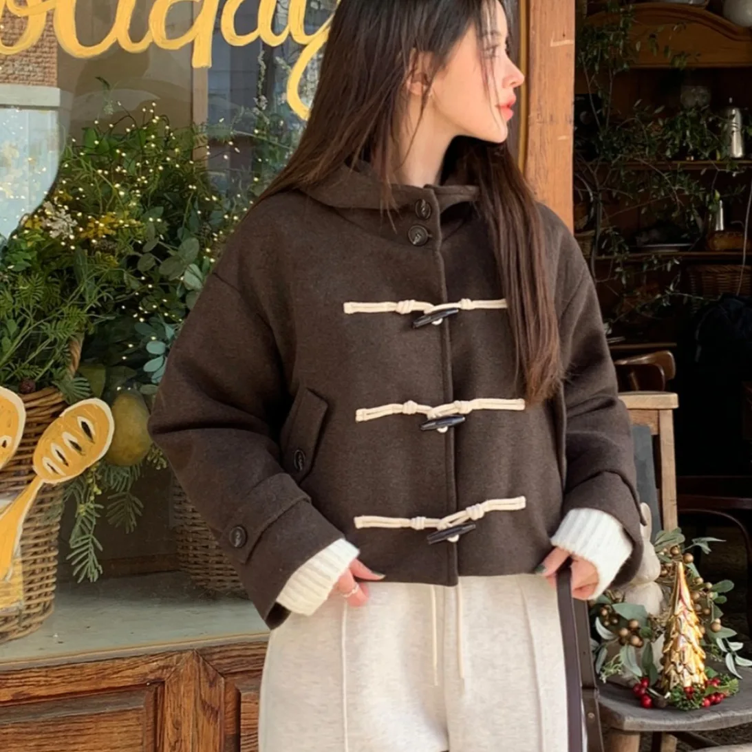 

Women's Woolen Coat East Gate Ins Sle Retro Simple Faion Loose Sweet Cool Sle Hooded ort Top Button Design