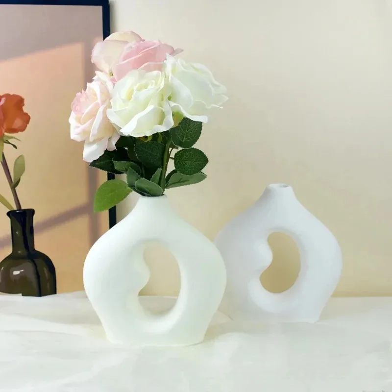 

New Irregular Twisted Vase Silicone Mold for Concrete, Plaster, Resin DIY Flower Pot Crafts, Home Decor