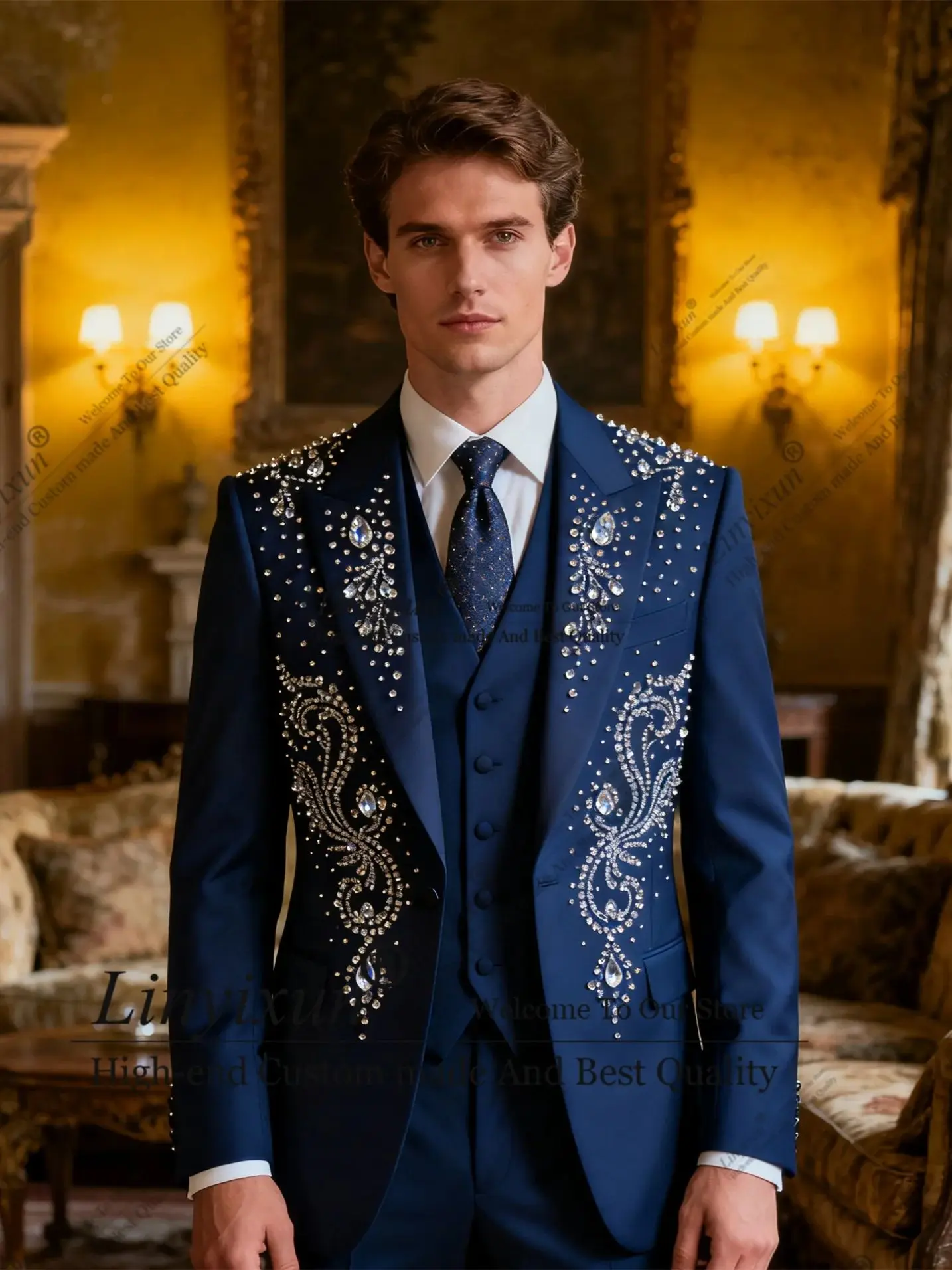 

Британский дизайн, мужские костюмы со стразами, индивидуальные облегающие свадебные смокинги, комплекты из 3 предметов, мужские пиджаки для жениха, с пиковыми лацканами, Ropa hombre