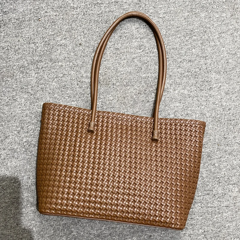 

Vintage Tote Bags For Women Luxury Designer Handbag And Purses 2025 New In PU Imitation Woven Embossed Pattern Underarm Shoulder