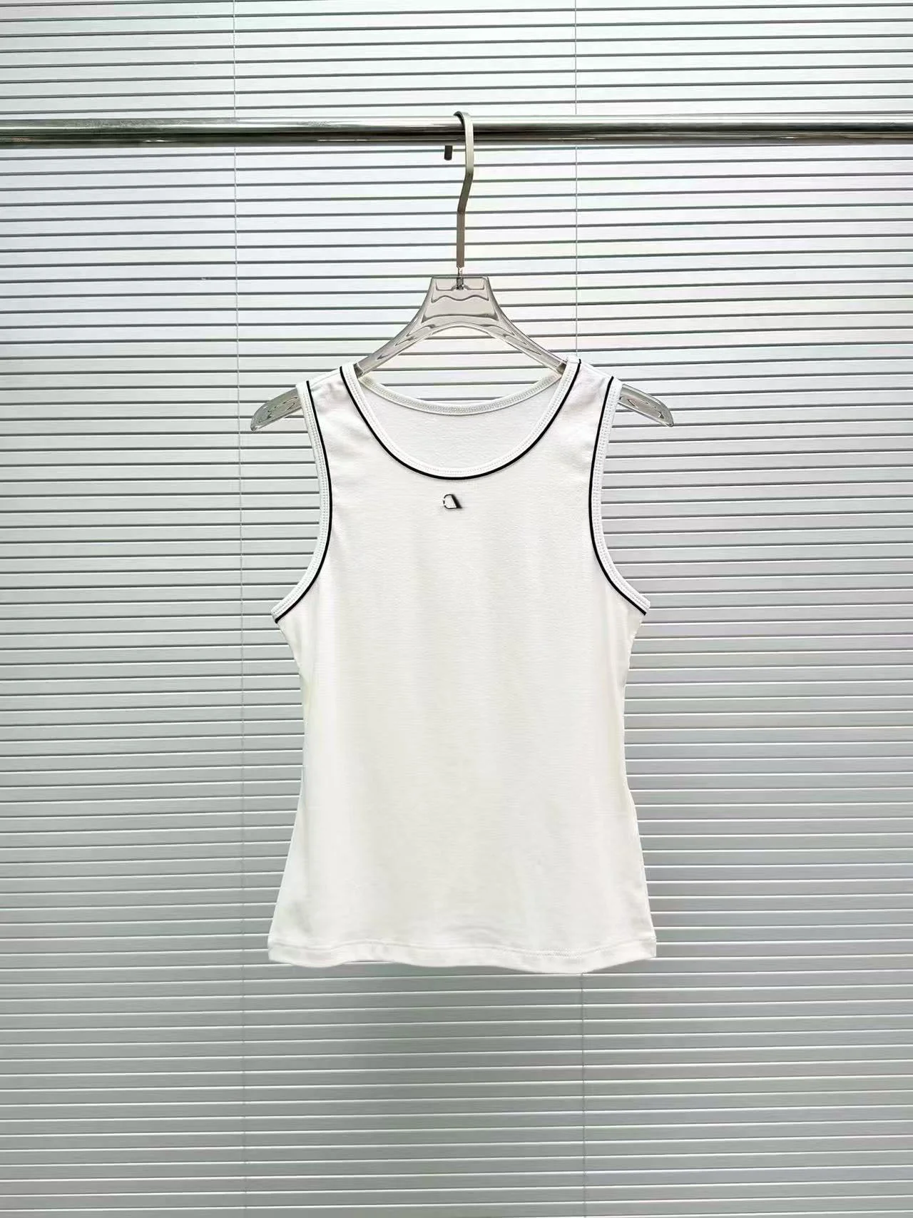 Casual Style round Neck Short Sleeve T-Shirt Women's Versatile Slimming Color Block Hemline Leisure Top Sleeveless Vest