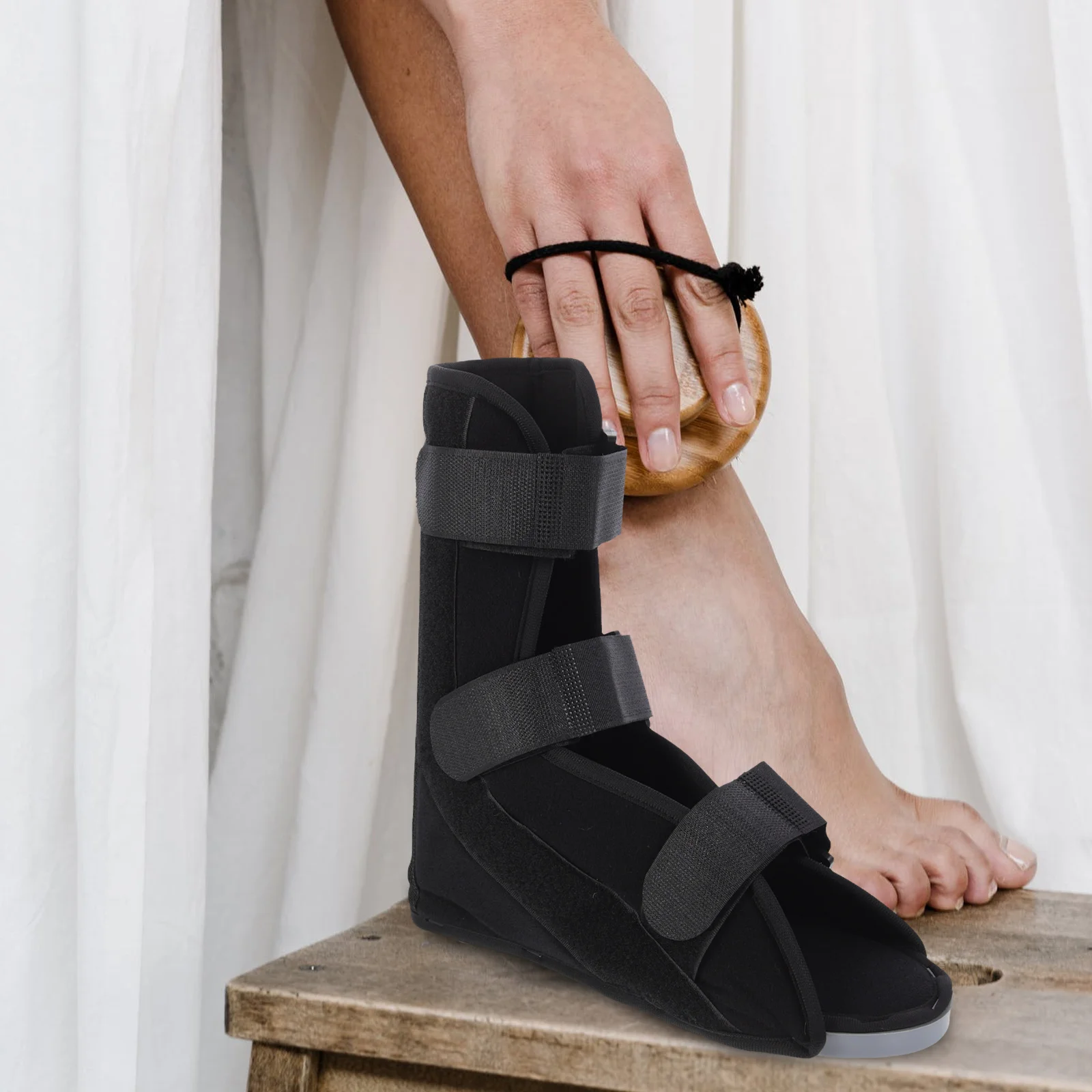 

Breathable Composite Cloth Adjustable Foot Stabilizer Orthopedic Ankle Fixation Shoe Sprain Rehabilitation Walking Boot