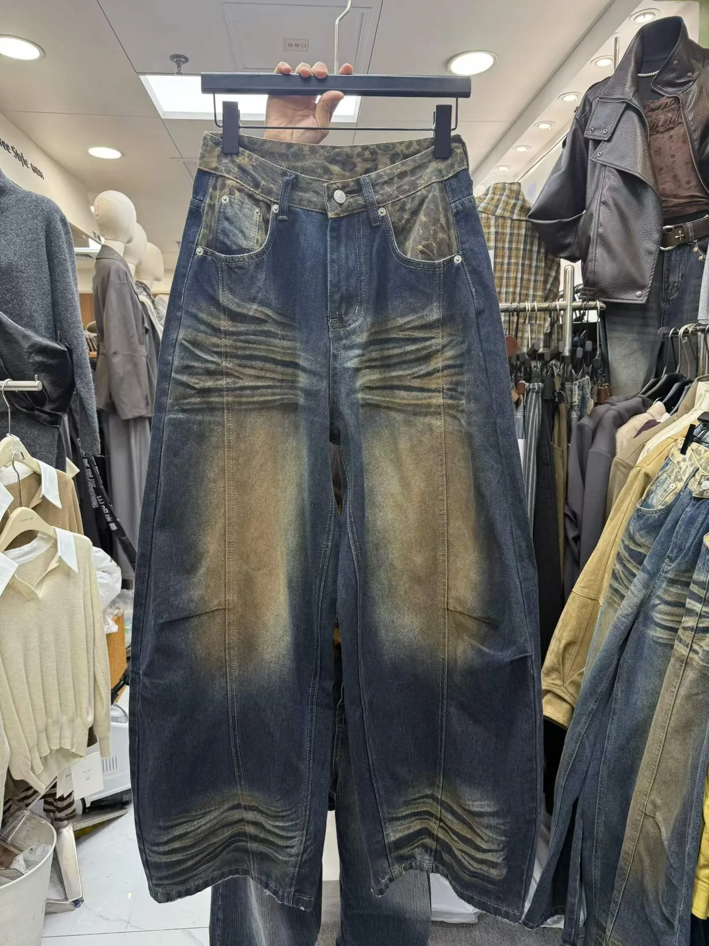 Patchwork Faded Jeans Straight Leg Retro Women Pants with Slight Stretch Water Washed Whiskering Mid Rise Zip Fly Spring Dyeing