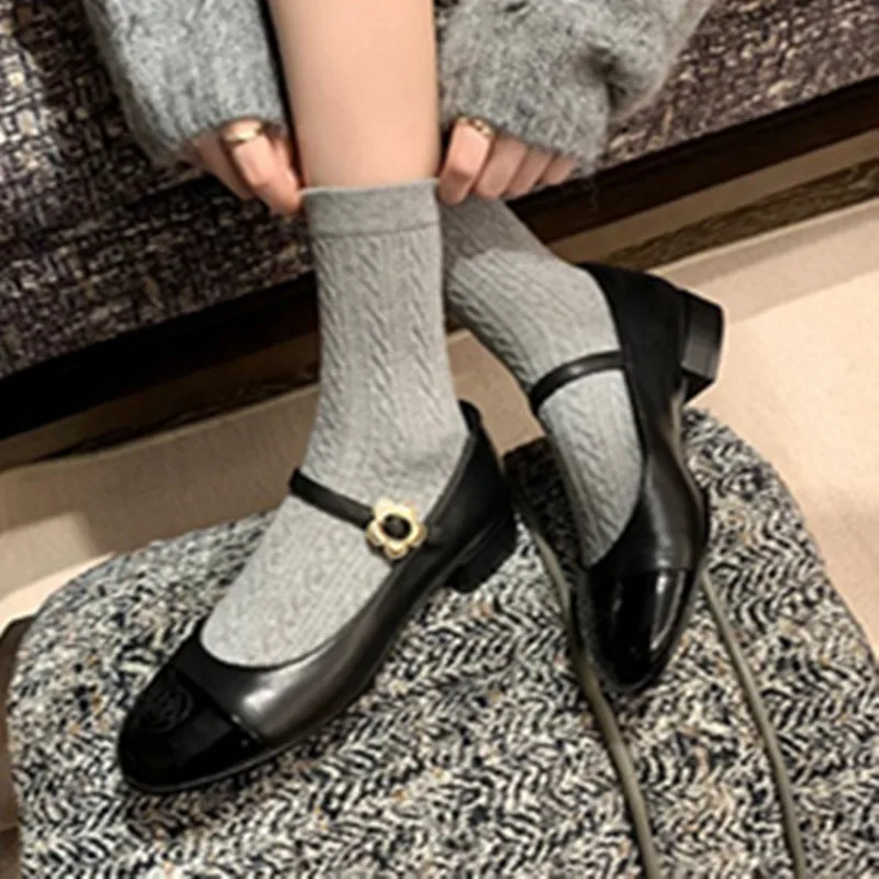 Women Shoes Autumn Round Toe Casual Female Sneakers Low Heels Flats Oxfords Fall On Heels Winter New Dress Leather Rome Rubber