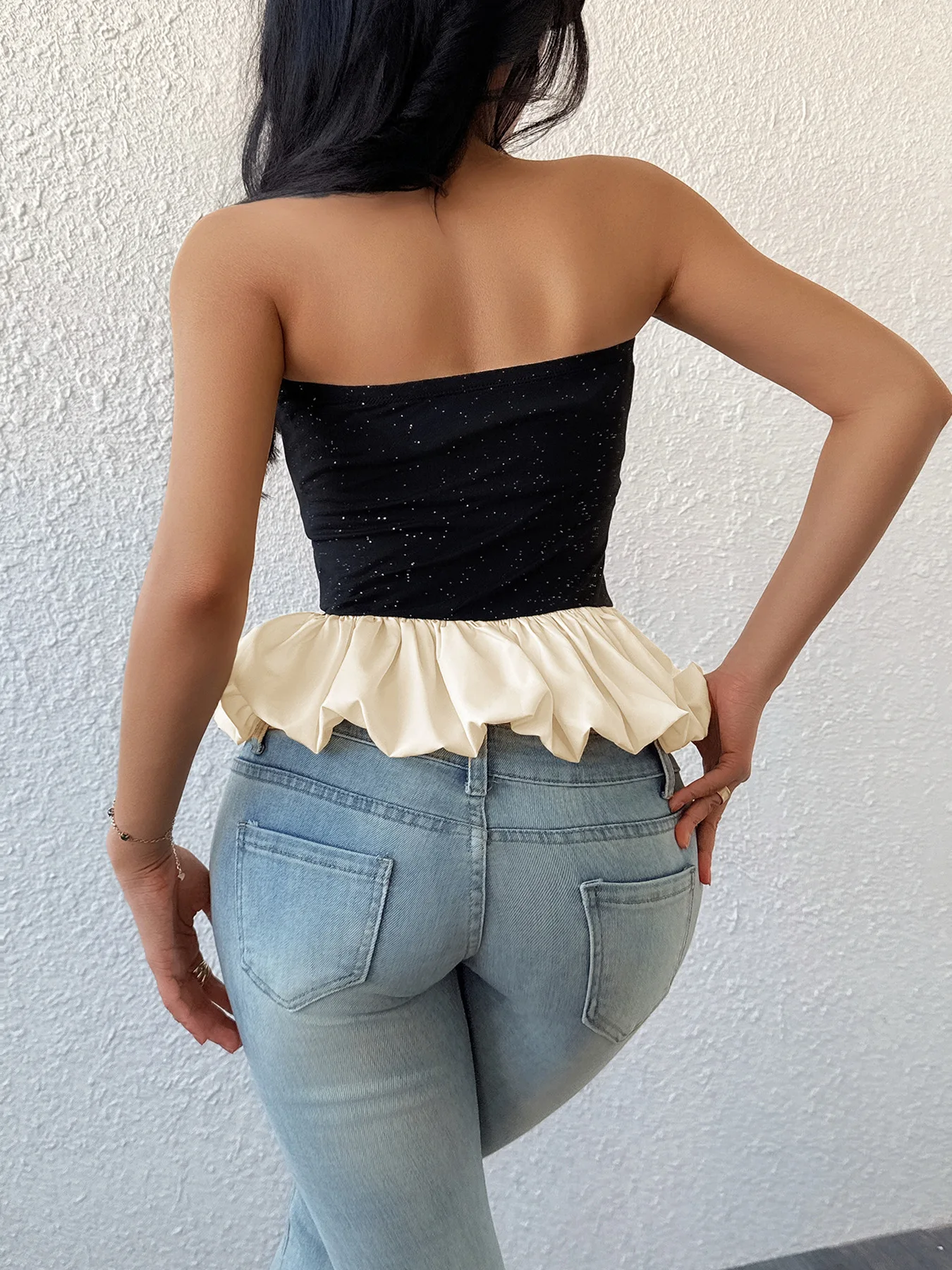 

Women's Top 2025 Fashion Spring and Summer Latest Hot Selling New Color Blocking Flower Bud Niche Strapless Hot Girl Unique Top