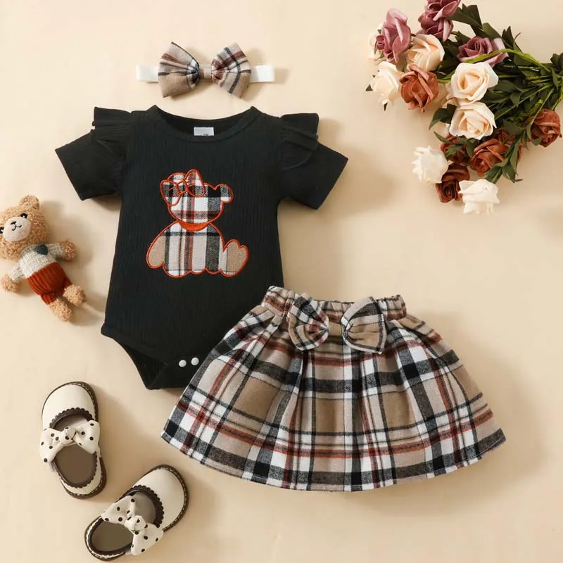 

Baby Girl Clothing 0 To 18 Months Newborn Sets Black Short Sleeve Cartoon Bear Embroidered Bodysuit Plaid Skirt Hairband Outfits