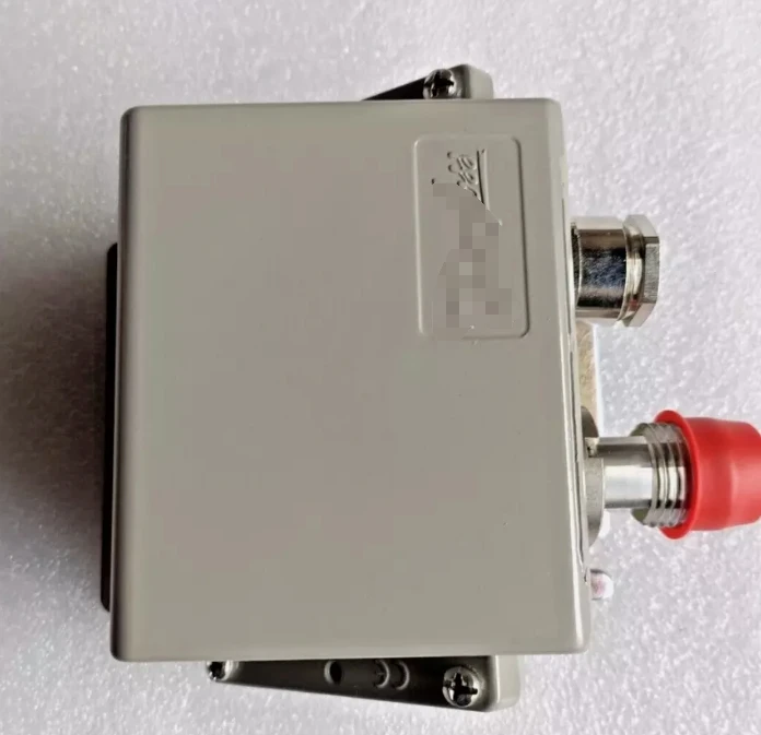 Оригинальный датчик давления 084G2109 EMP 2 084G2109 0–10 бар 084G2108 084G2111 Stock