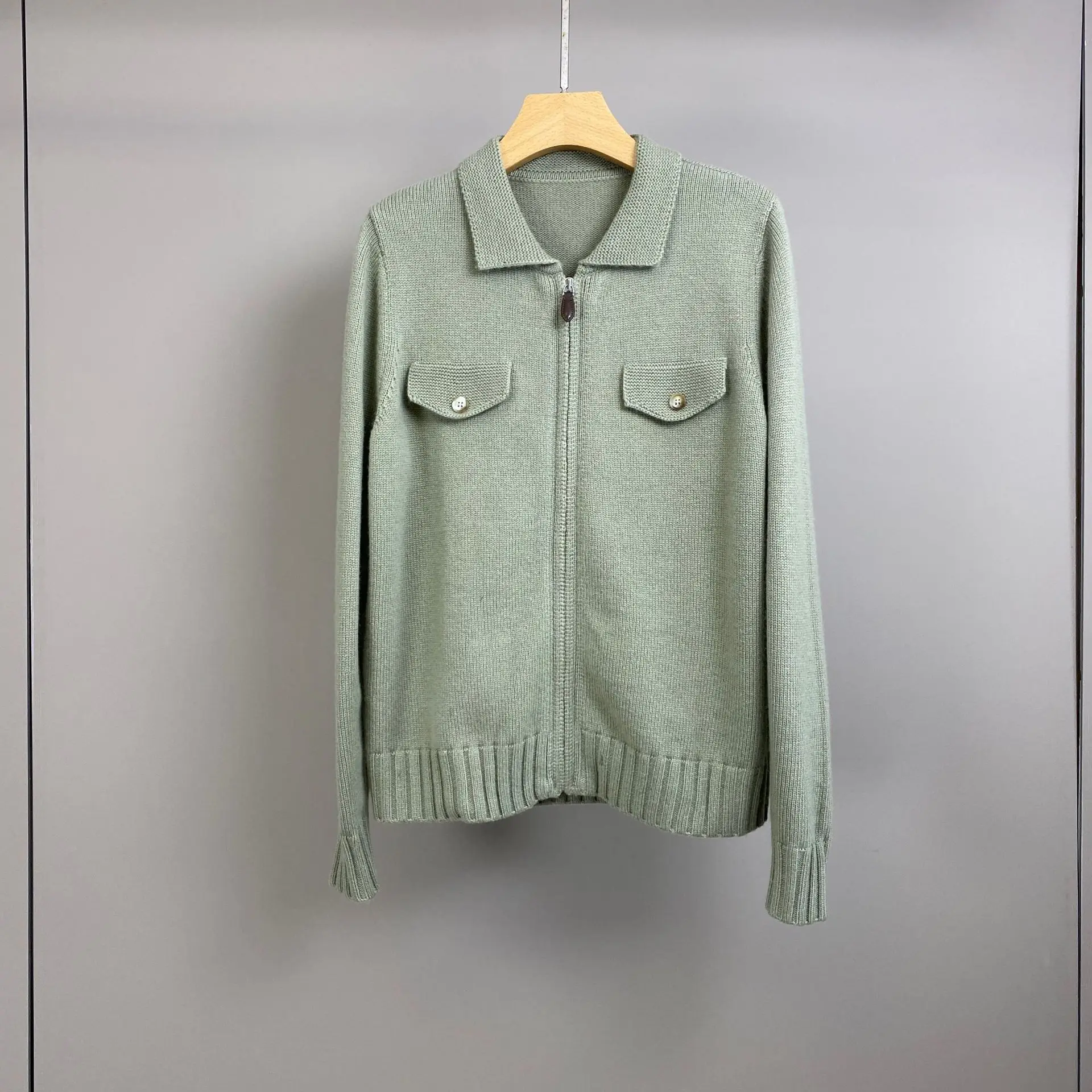 

Осень-зима 202, новый стиль, однотонный кашемировый вязаный кардиган на молнии с лацканами, модный универсальный повседневный женский кардиган