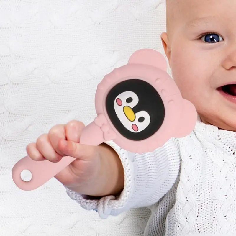 Giocattolo a sonaglio per bambino Massaggiagengive in silicone carino Massaggiagengive multifunzionale per cartoni animati per bambini Ragazzi Ragazze Sonaglio a mano in silicone facile da impugnare