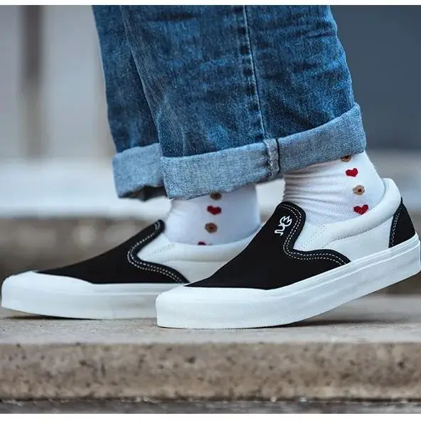 Joiints Men Woman Vulcanized Slip-on for Skateboard Summer Suede Convas Loafer Painting Fashion Light Weight Sport Shoes