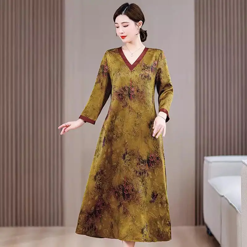 

V- Neck Fragrant Cloud Yarn Dress Autumn 2024 Fashion 3/4 Sleeve Retro Printed Mulberry Silk Dress Women High Quality Robe K2246