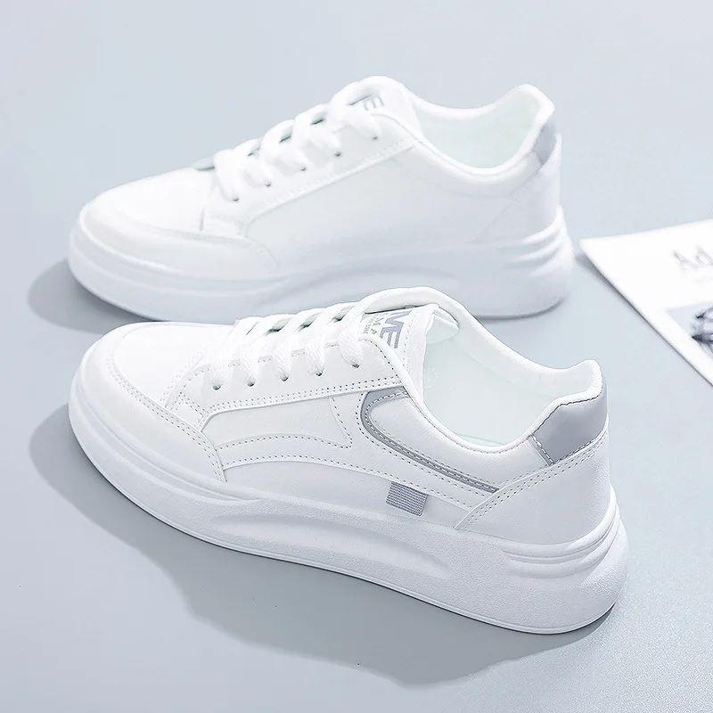 Chaussures à semelle optique blanches pour femmes, chaussures de tennis à plateforme respirante, tête ronde, rencontre décontractée pour femmes, printemps, automne, été, tendance, 2024