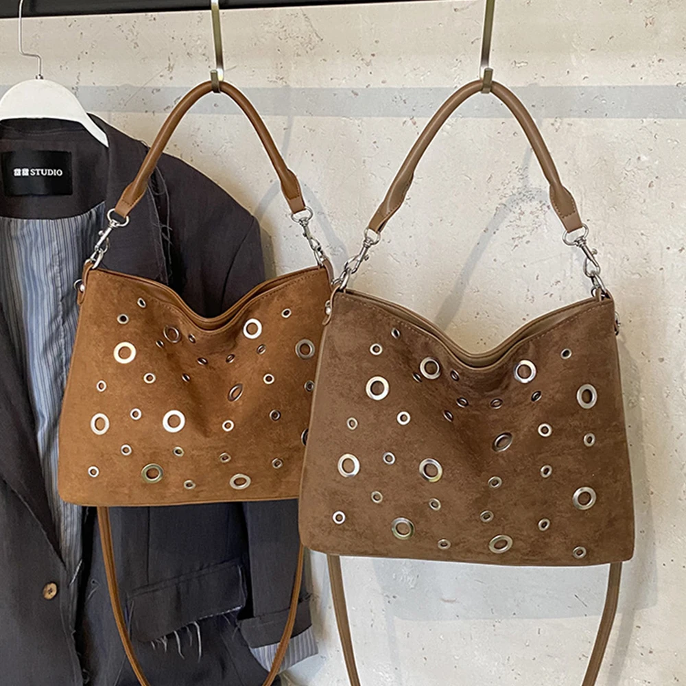 Hollow Studded Shoulder Bags for Women Faux Suede Patchwork Handbags Luxury Rivet Tote Women Bag NEW Bucket Bags Shopper Purses