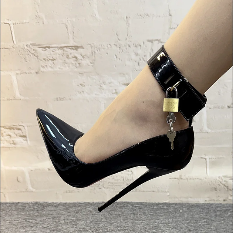

Новые туфли для выступлений на сцене 16/14 см с острым носком, женские туфли-лодочки, туфли на высоком каблуке из лакированной кожи, фетиш-ремешок на щиколотке, красный, черный, нестандартные цвета