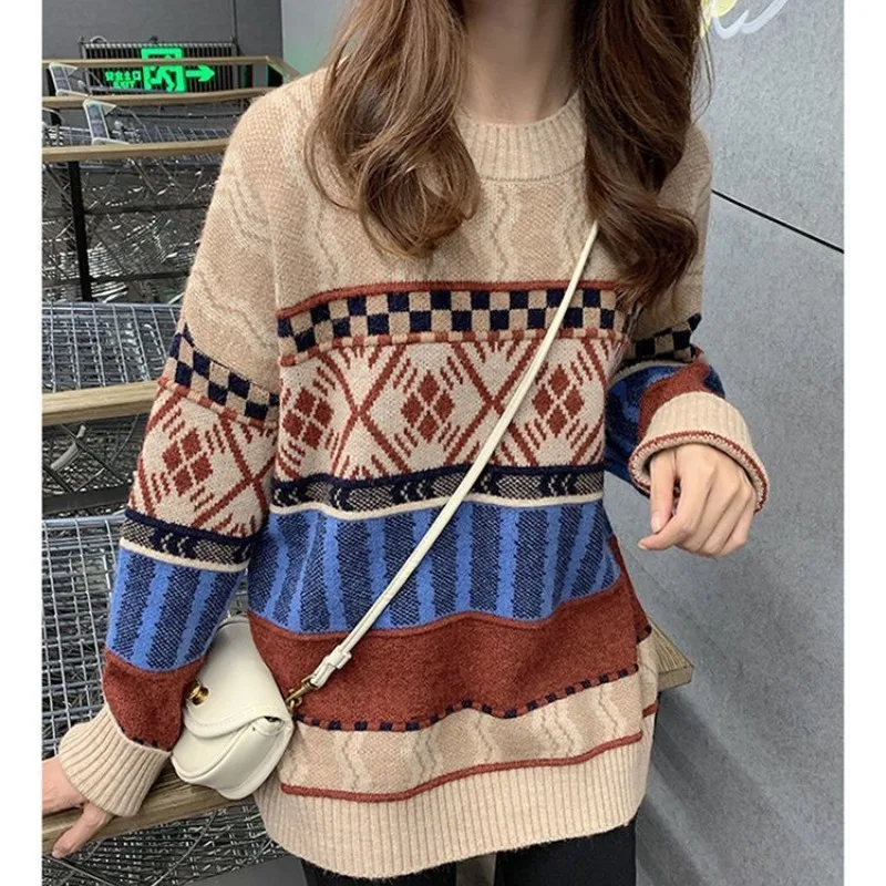 Women\'s Vintage Autumn and Winter Round Neck Printing Distressed Patchwork Sweater Loose Korean Pullover Knit Long Sleeve Tops