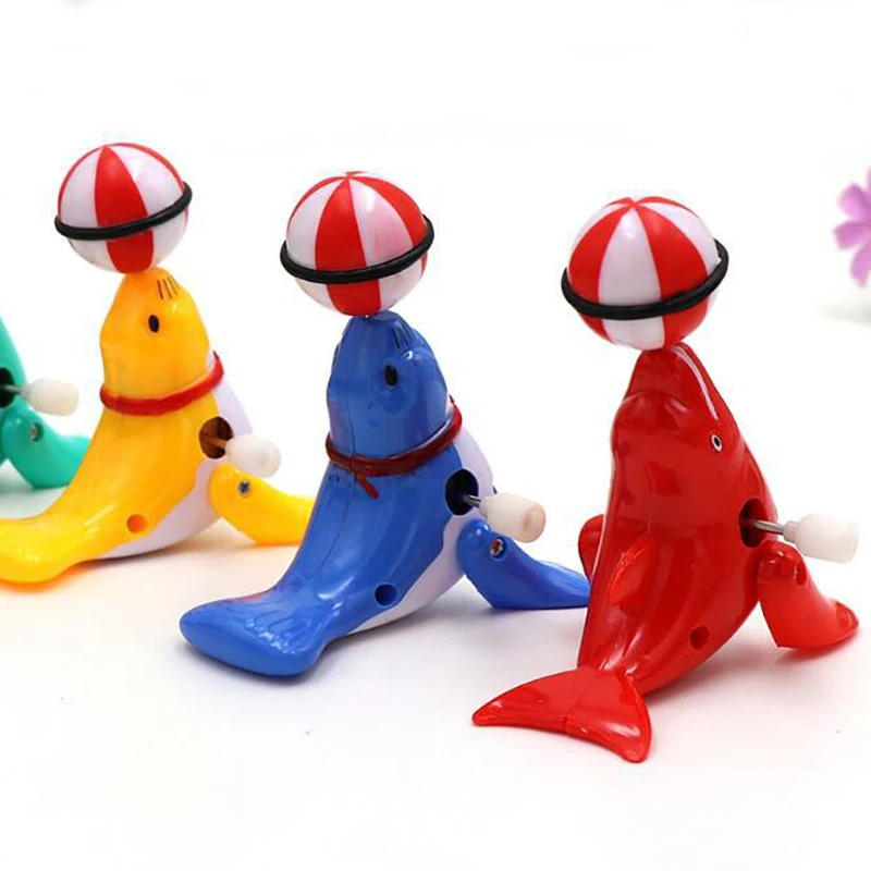 Kid Creative Cartoon Animal Wind-up Toys Sea Lion Top Ball Acrobatic Toys 360 Degrees Rotation Walking Acrobatic Top Ball Toys