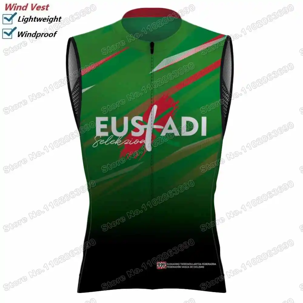 Euskadi Pays Basque L'Emblème T-Shirt Homme Conçu & Vendu Par Laimutė