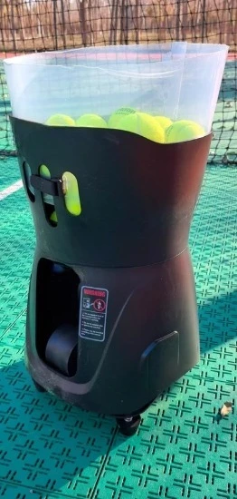

Capacity for 30+ Balls Vertical Adjustable Angle Tennis Serve Machine – Mini Indoor Portable Automatic Throw Trainer