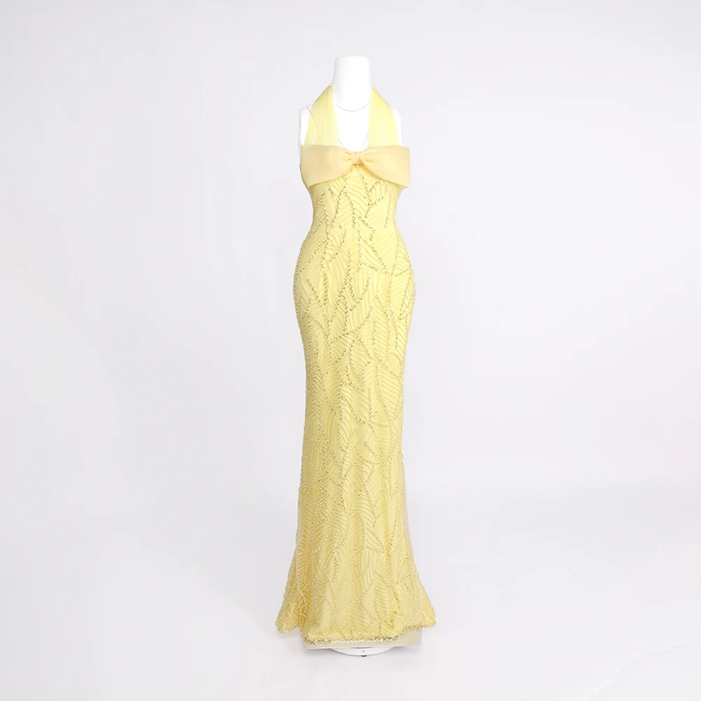 PB ロマンチックなスイートイエローのホルターネックオープンバックマーメイドガウン、リボンとビーズのデザイン、ガーデンパーティー、プロム、イブニングマキシドレス
