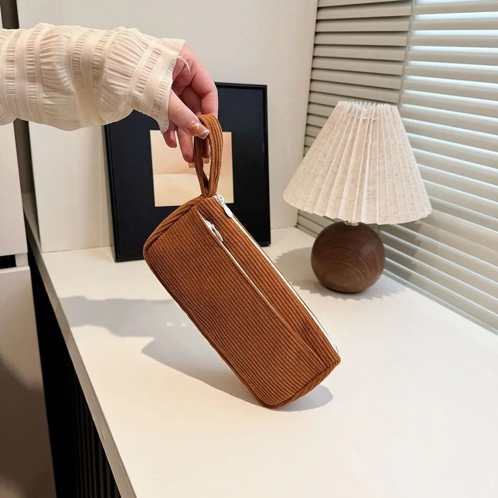 جديد سعة كبيرة سروال قصير حقيبة مستحضرات التجميل متعددة الوظائف عادي اللون حقيبة مستحضرات تجميل بسيطة حقيبة أدوات الزينة فتاة