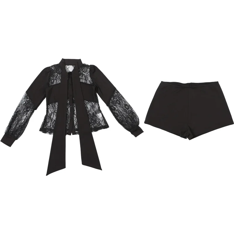 SsTss Conjunto de top y pantalones cortos para mujer, camisa de manga larga con retazos de encaje transparente calado negro a la moda y pantalones cortos ajustados, trajes de 2 piezas