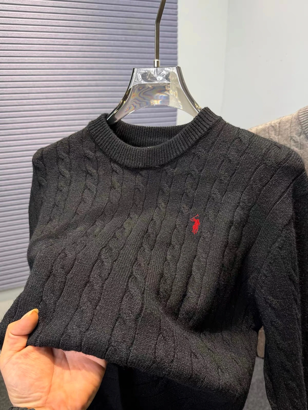 Luxury Brand round neck Sweater Men's Designer New hot selling golf pony embroidery autumn winter fashion warm knitted pullover