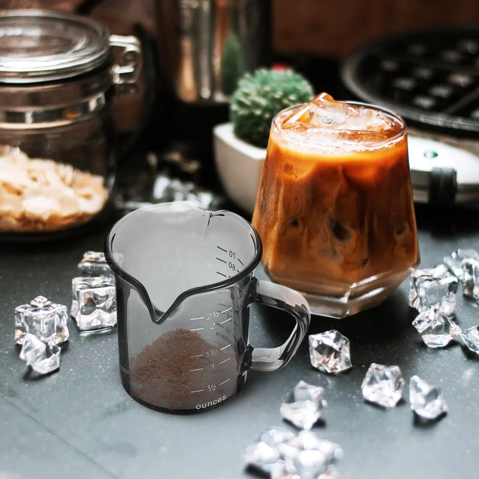

High-Quality Coffee Milk Glass Lightweight Smooth Surface Easy Clean Measuring Cup for Home Latte Art Coffee Bar Kitchen