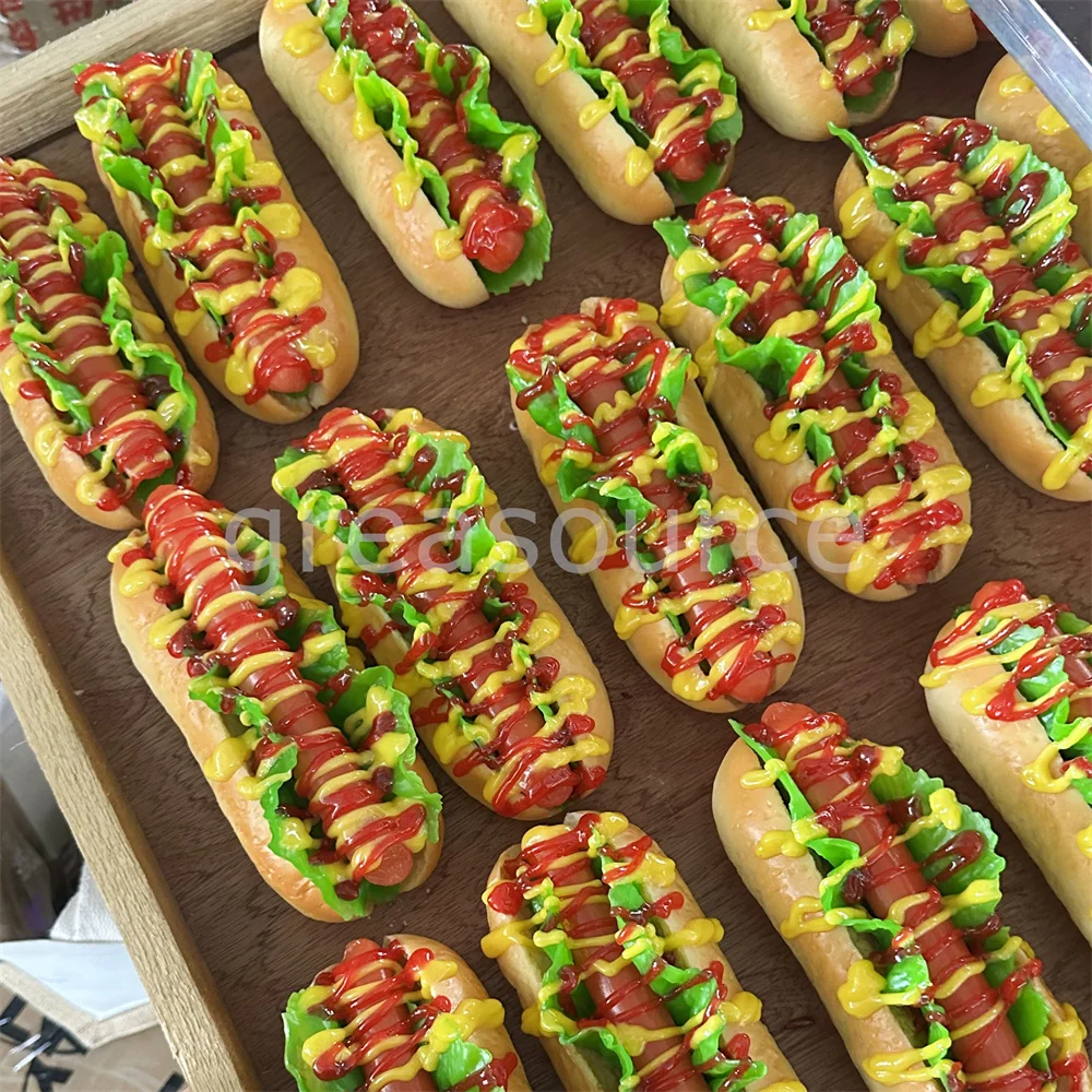 

Big Sausage Sausage Model High Fidelity Display Prop Hot Dog Shops Lunch Restaurants Ideal Mayonnaise Tomato Sauce Mix PVC Toy