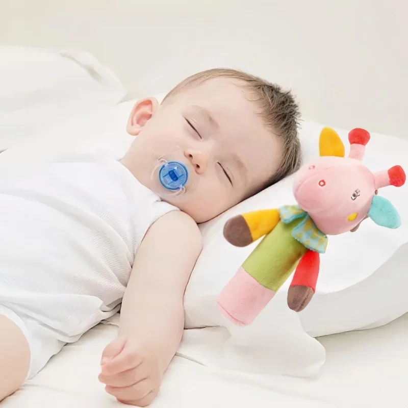 Handgekurbelte Glocken, beruhigende Handtiere, BB-Sticks, Baby-Handpuppen, Spielzeug, Hirschenpuppen für Neugeborene