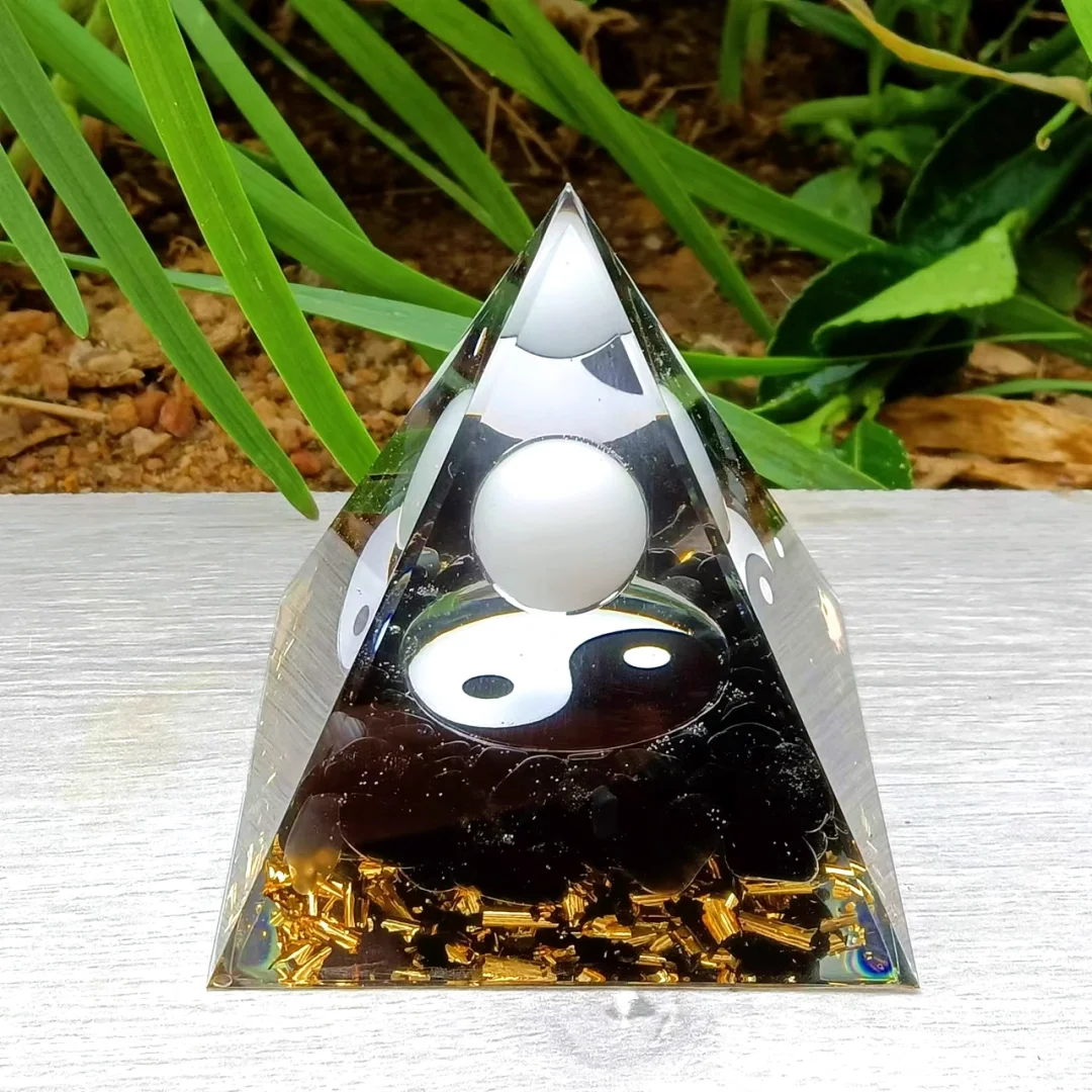 1pc Orgonite Pyramid, Yin Yang Crystal Pyramid White Quartz Sphere Orgone Black Obsidian Orgonite, Handmade Ornaments view 2