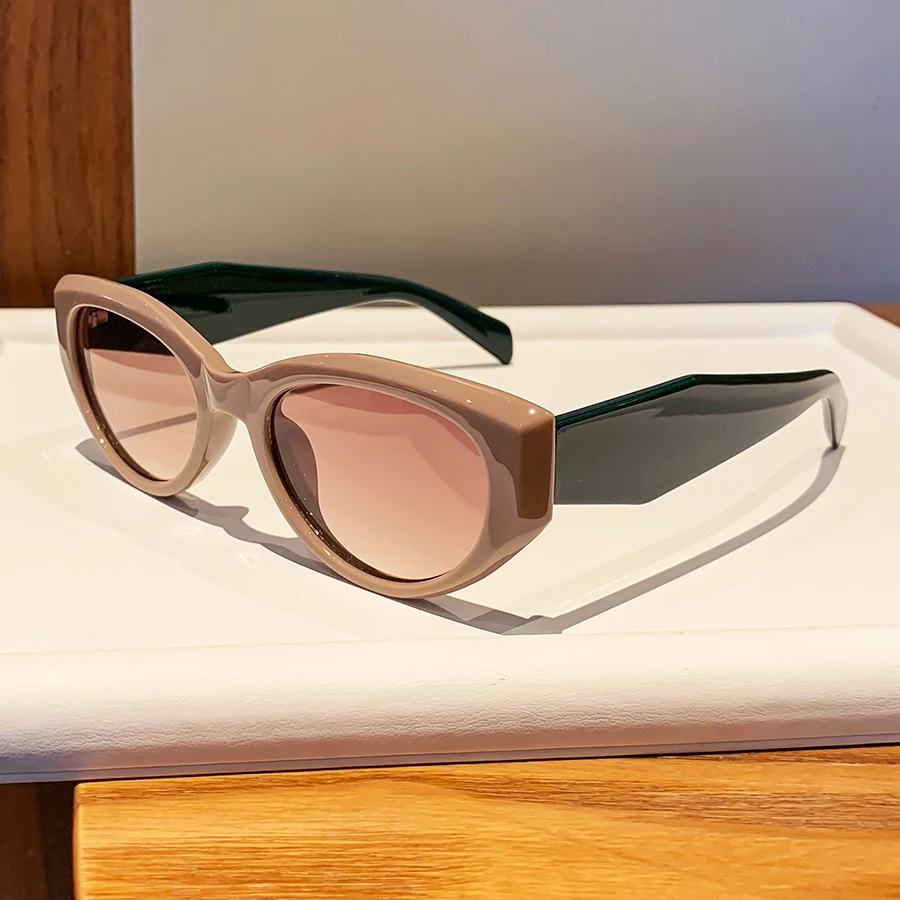 1 قطعة نظارات الموضة النسائية الجديدة عالية الجودة نمط عين القط فريد المرقعة Y2K مهرجان الموسيقى العصرية الساخن فتاة هدية عيد ديل