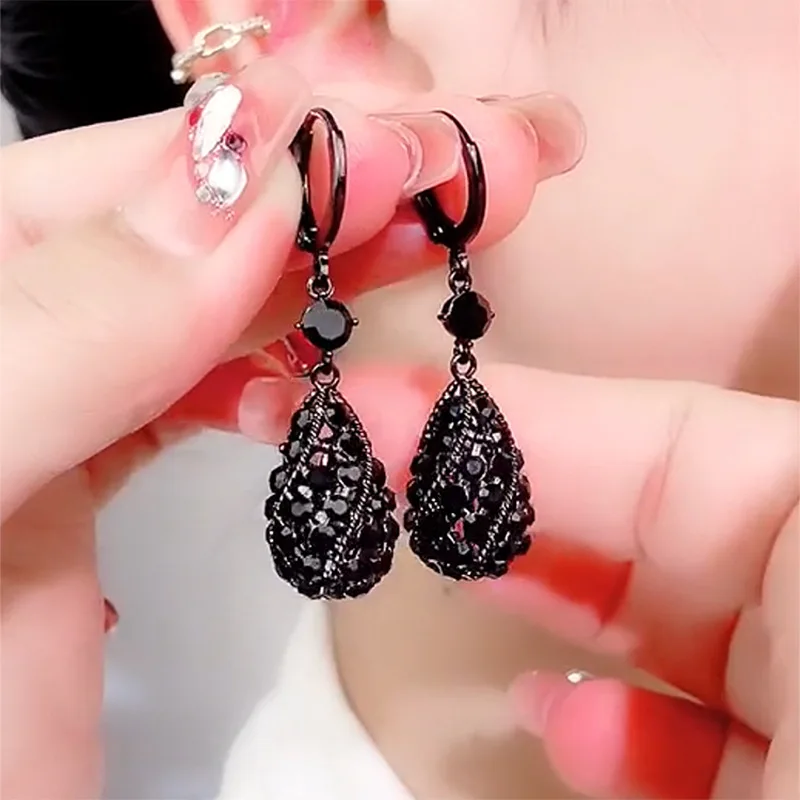 Pendientes colgantes en forma de gota de cristal negro para mujer, accesorios diarios personalizados, joyería de fiesta, regalo de cumpleaños