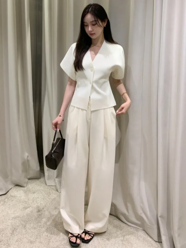 InsV-Ne สีขาวถักเปิดเสื้อสเวตเตอร์ถัก ort Jaet ผู้หญิงฤดูร้อนใหม่ High-End Casual อเนกประสงค์ Top Quali ผ้าอื่นๆ