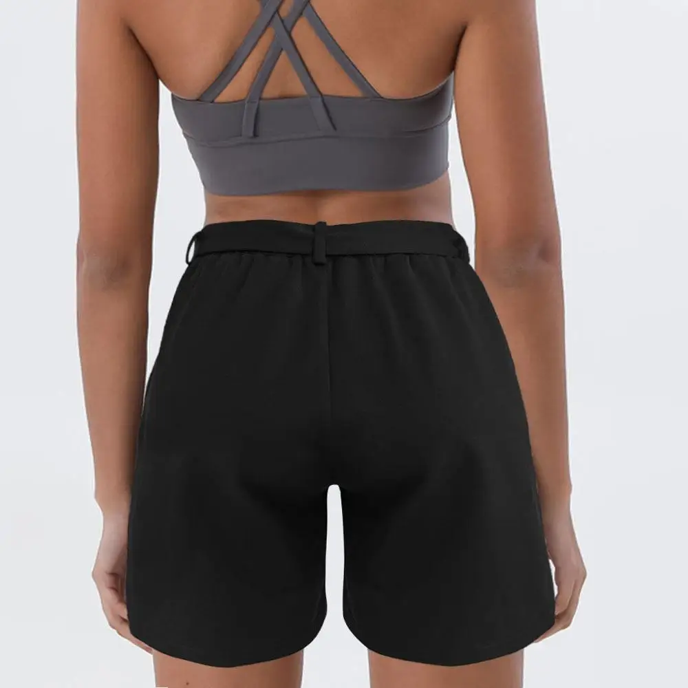 กางเกงลำลองสีพื้นผูกโบว์สำหรับใส่กลางแจ้ง ดีไซน์เรียบง่าย ผ้าบางเฉียบ ความยาวห้าส่วน เหมาะสำหรับฤดูร้อน