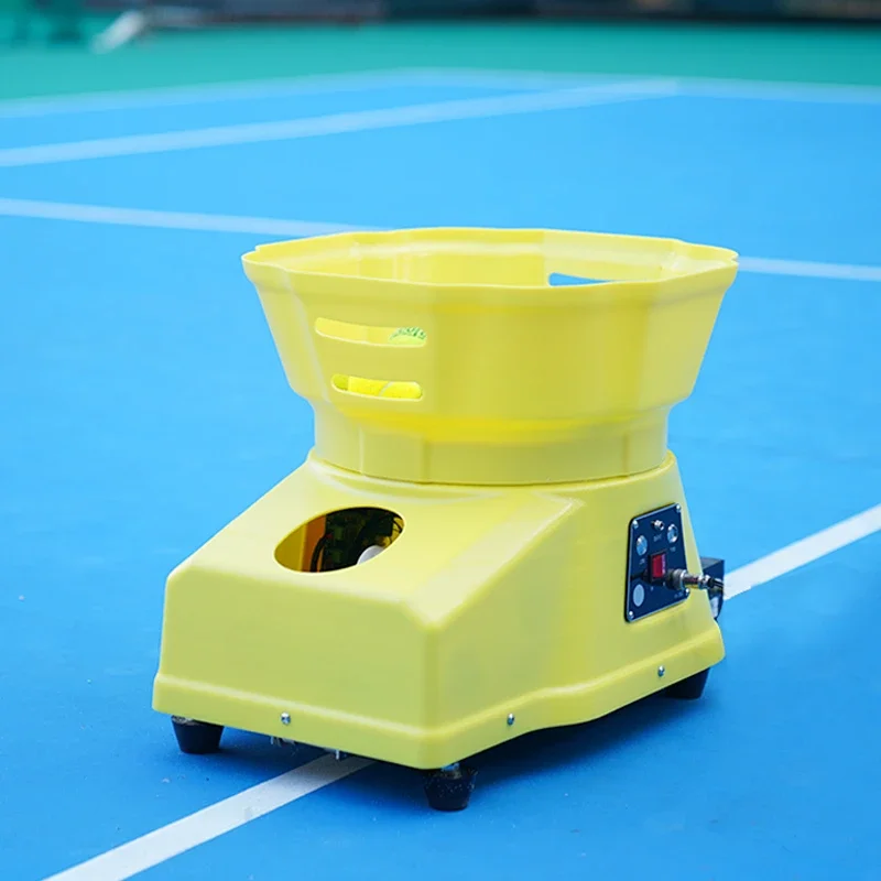 Mini tennis ball machine with remote control