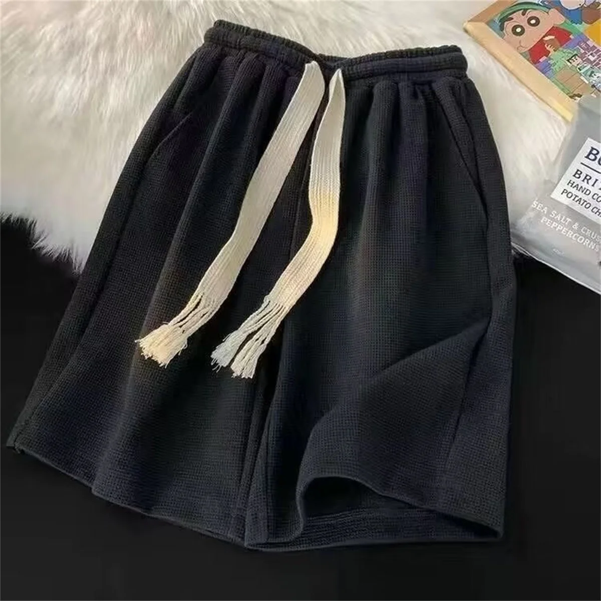 Fashion Cool Summer New Men Casual Shorts Trend Brand Men Solid Color Fashion Korean Style Running Shorts Drawstring Shorts Male