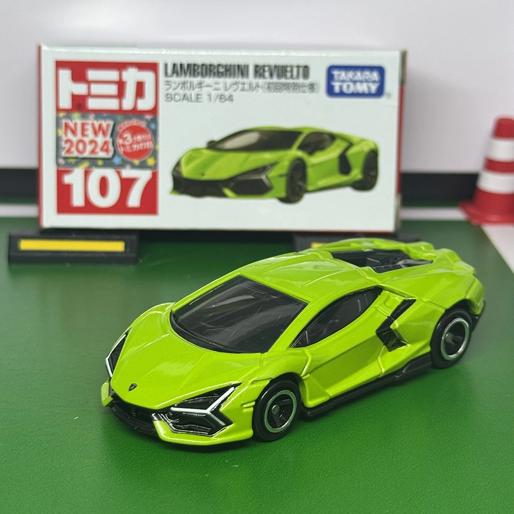 Takara Tomy Tomica nr 107 Lamborghini Revuelto samochód zabawki ze stopu pojazd silnikowy odlewany metalowy model dla dzieci