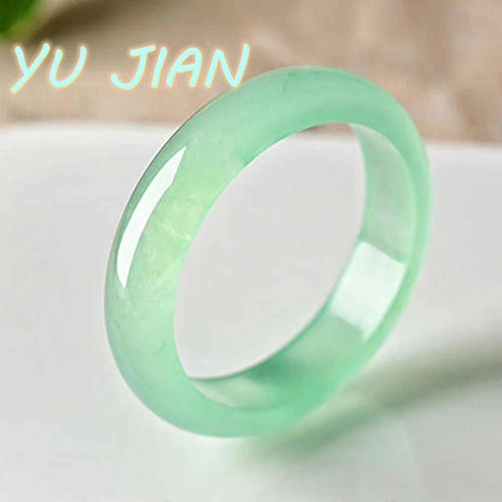 High Ice Type Emerald Color Light Green Quartzite Jade Female Jadeite Bracelet Men and Women Handring Jewelry