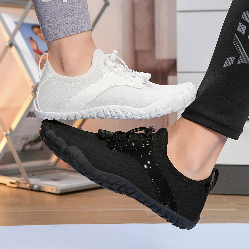 Scarpe da acqua scarpe da spiaggia a piedi nudi scarpe da ginnastica morbide ad asciugatura rapida scarpe da trekking comode antiscivolo traspiranti per uomo donna