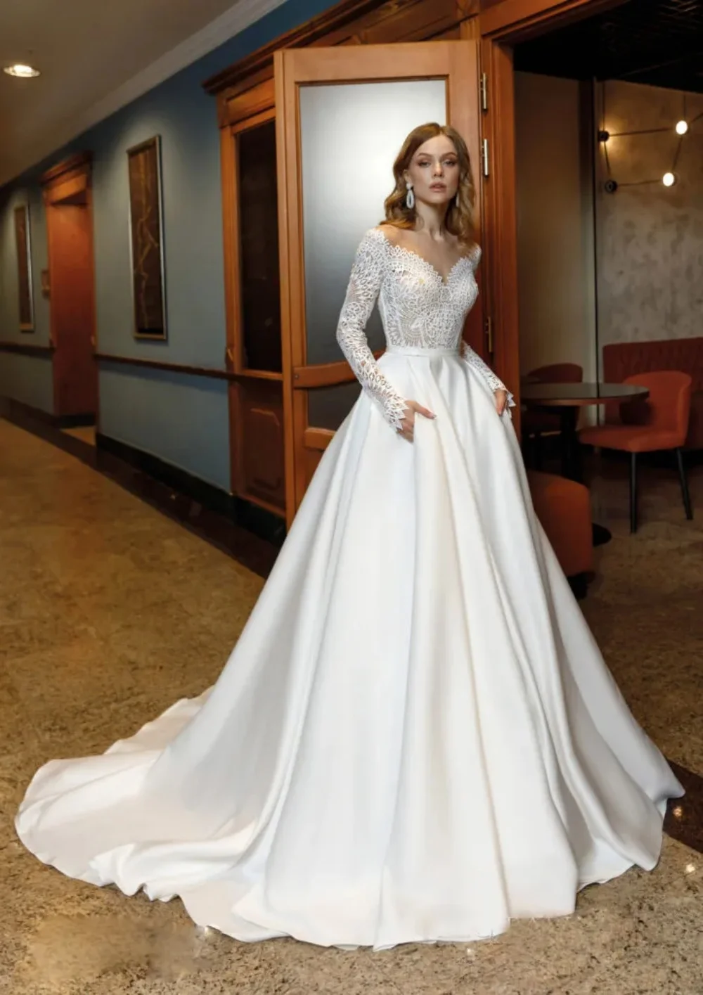 

Classic Lace Appliques Wedding Dress Boho Long Sleeve Buttons Back A-Line Satin Custom Bridal Evening Dress Birthday Party Dress