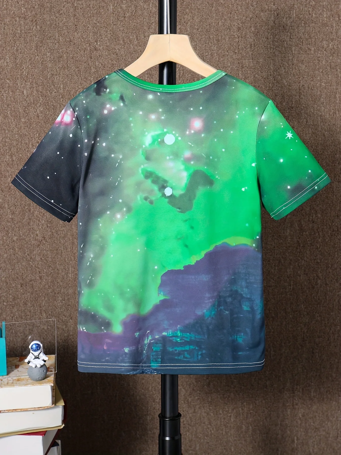 3d Print Boy's T-shirt,Astronaut And Planet Round Neck T shirt Tees Tops Soft Casual Short Sleeve Breathable Comfy Summer  Tops