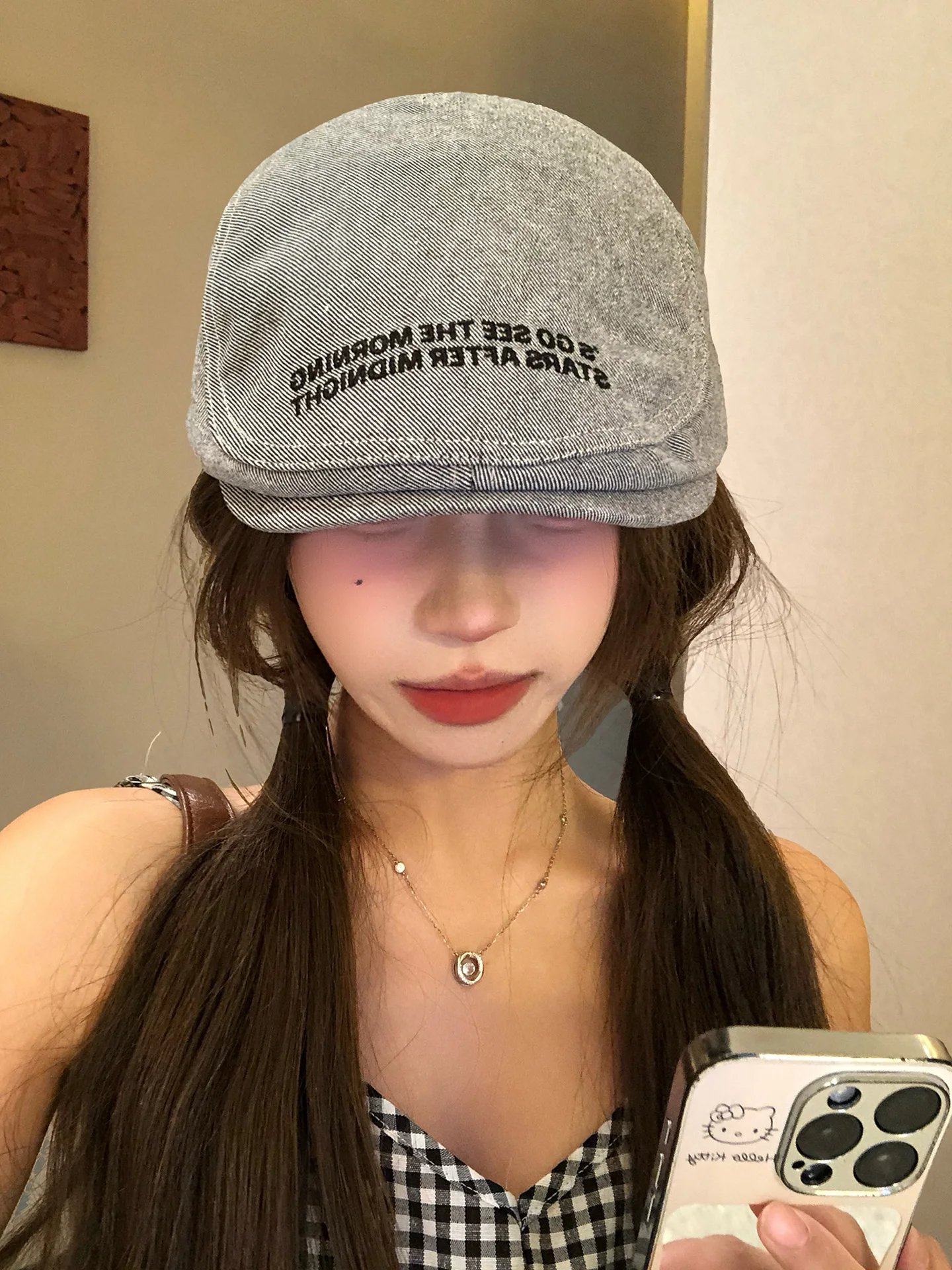 Retro Japanese Grey Lettered Beret Hat for Women Spring Summer Fashionable Newsboy Cap Adjustable round Top Short Brim