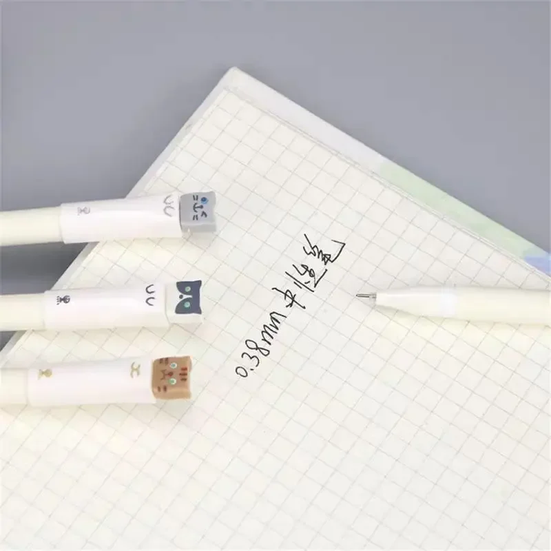 Lindo bolígrafo de gato Kawaii, bolígrafo de Gel de 0,38mm, Anime divertido, escritura elegante, bolígrafos de oficina para estudiantes, suministros escolares estacionarios de animales