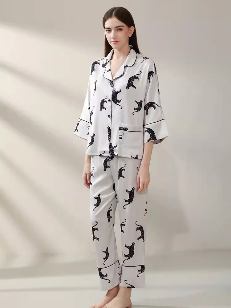 

Big Designer White Leopard Long Silk Satin Pajamas Two Pieces Set Ladies Real Silk Pjs 100% Mulberry Silk Sleepwear Pijama